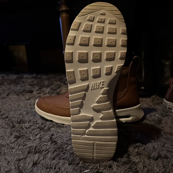 Nike W Air Max Thea MID Women's Sneaker Size 8.5 Tan - Picture 3 of 3